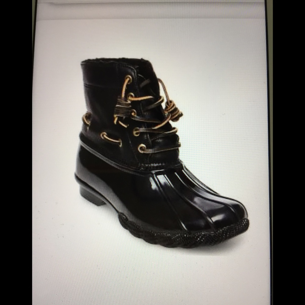 💕Sold- Steve Madden Duck Bootie - Picture 1 of 7